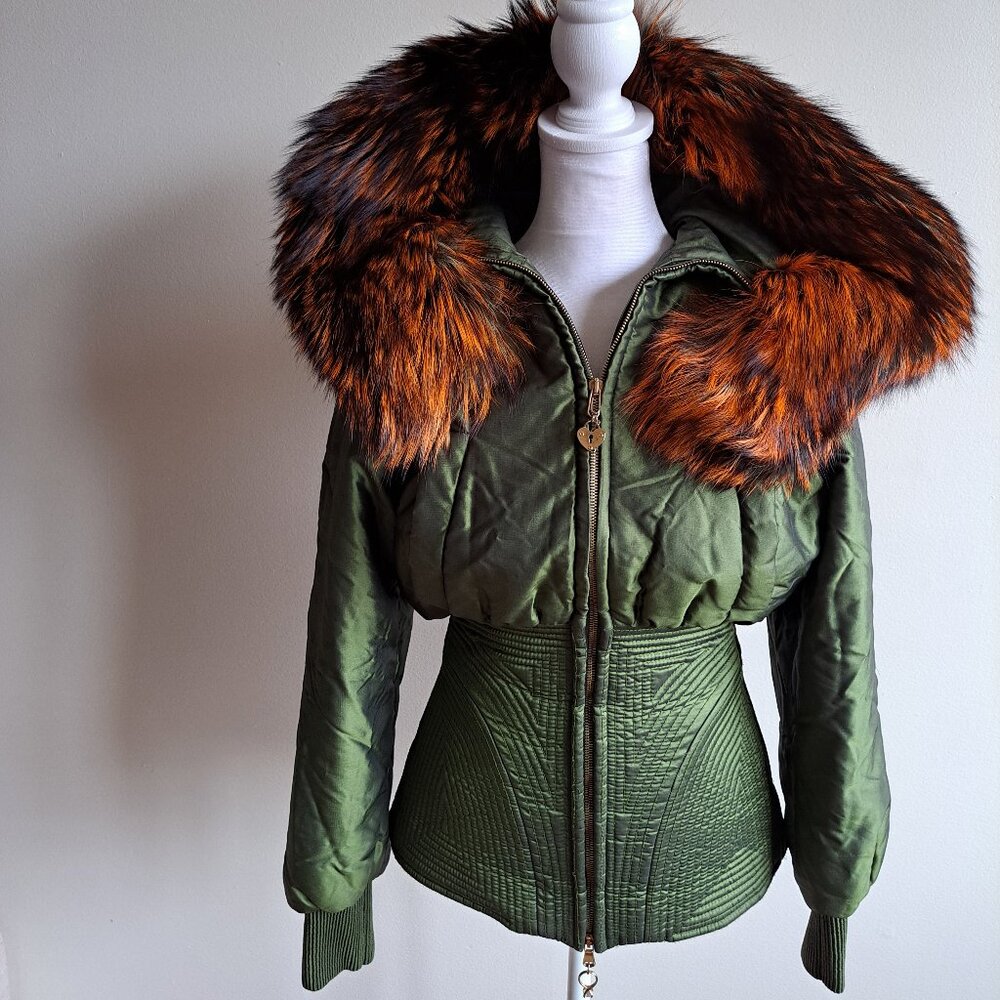 Alexander McQueen Metallic Military Green with Auburn Fox Jacket Size 38 / XS